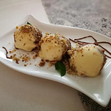 Santa Maria 치고프 차르크