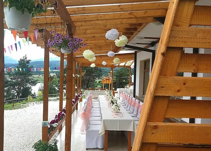 Santa Maria تسيغوف تشارك