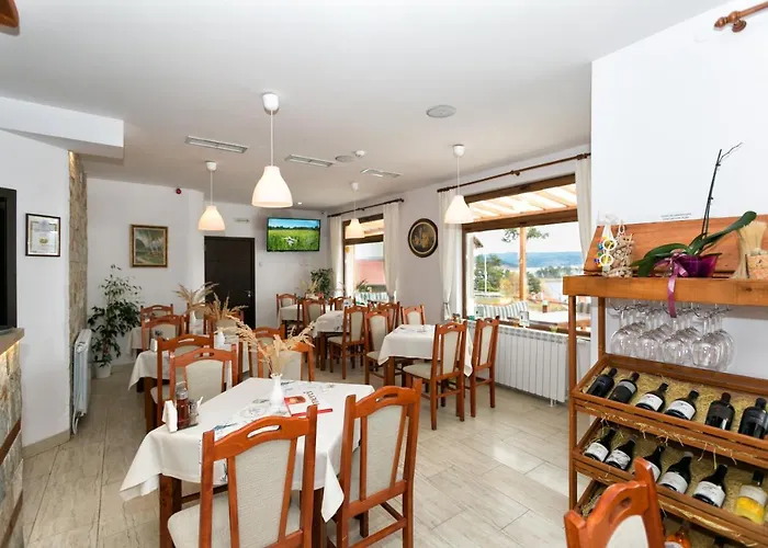 Hotel Santa Maria 3*